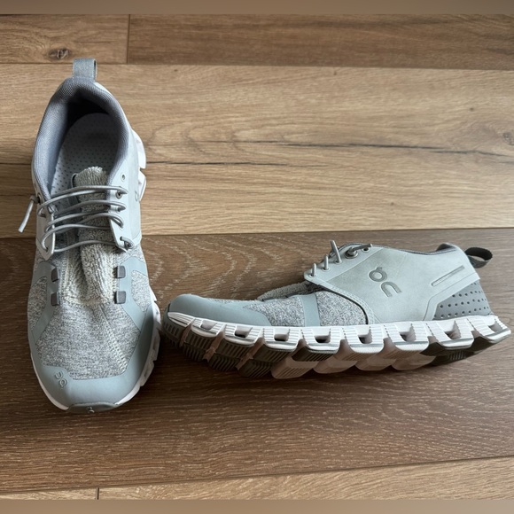 On Running Shoes - On Cloud 5 Women's Terry Glacier Gray Running Lightweight Sneakers Size US 7